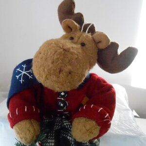 Christmas Moose In Red Sweater Plaid Pants Snowflake Scarf Holding Wreath 12"T